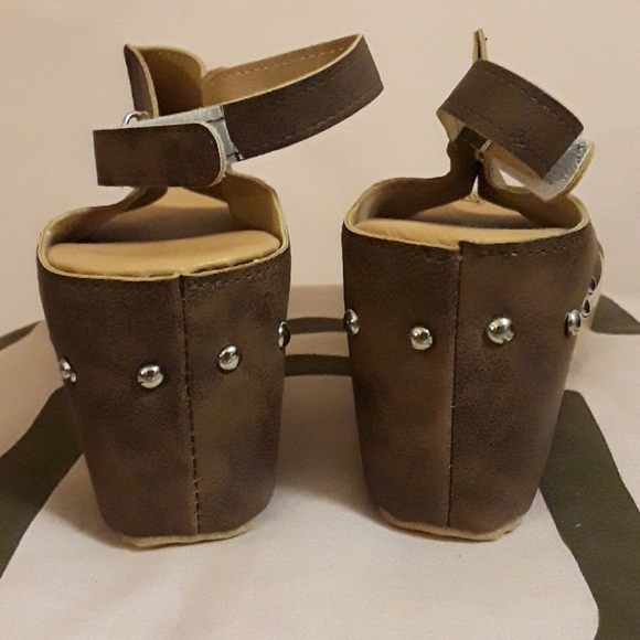 Athletifit Women Wedge Cut-out Sandal Faux Leather - Picture 5 of 8